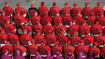 Conclave para escolher novo papa começa no dia 7 de maio, diz Vaticano